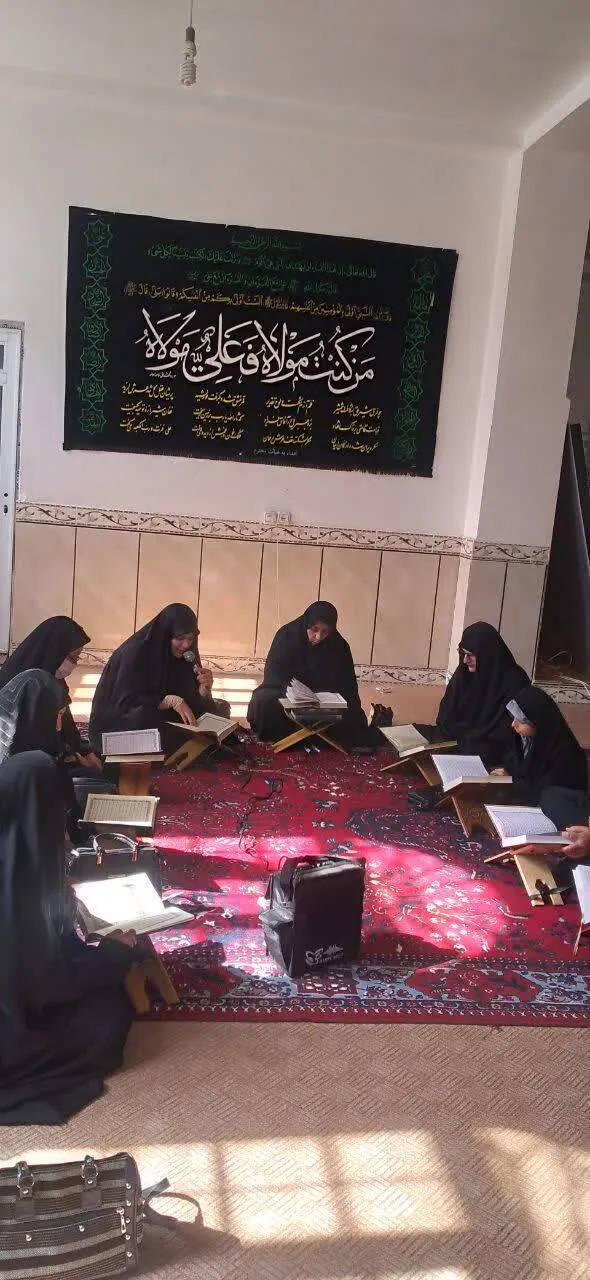 محفل انس با قران با حضور بانوان روزه دار توسط سپاه ناحیه استان