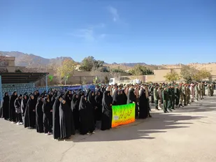 بسیجیان آماده مقابله با هر نوع تهدید دشمنان هستند