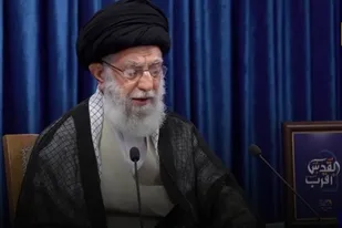 &laquo;مبارزه برای همه&zwnj;پرسی&raquo;