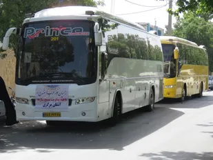 اعزام ۱۰۰نفر از بسیجیان شازند به مناطق عملیاتی کردستان/ راهیان&zwnj; نور فرصتی برای انتقال گنجینه عظیم دفاع مقدس