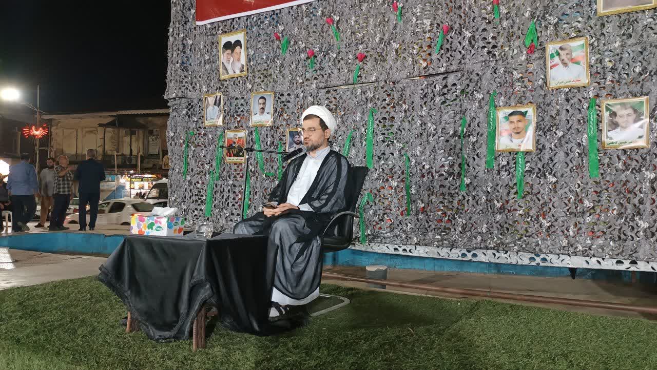ایمان و وحدت دو عامل اصلی پیروزی در برابر دشمنان است ایمان و وحدت دو عامل اصلی پیروزی در برابر دشمنان است
