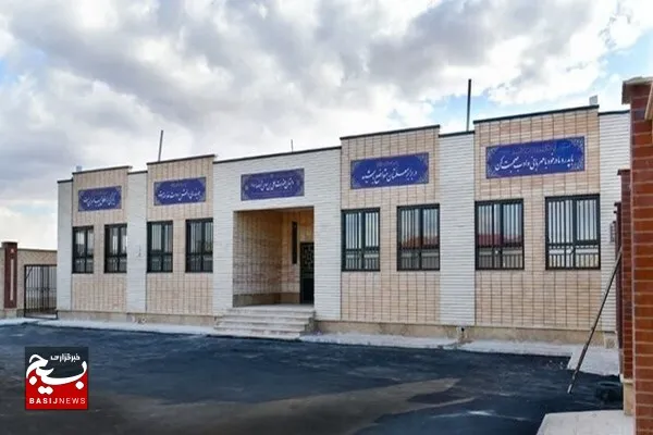دانش آموزان هامونی چشم انتظار مدارس نو