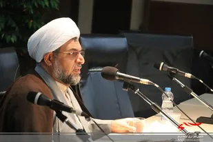تشکیل دولت جوان مومن انقلابی یک تکلیف است /دشمن درصدد به انحراف کشاندن انتخاب مردم است