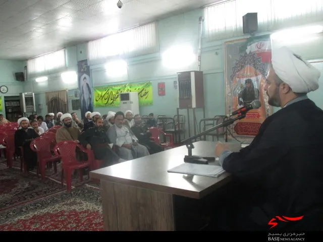 بسیج به واسطه ارتباط با اقیانوس بی کران مردمی این ظرفیت را دارد که کارگزارانی موفق در جامعه تربیت کند