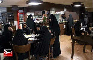 نخستین کافی&zwnj;شاپ دخترانه پردیسان قم افتتاح شد