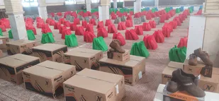 توزیع 2300 پک تحصیلی بین دانش&zwnj;آموزان نیازمند در پارس&zwnj;آباد مغان