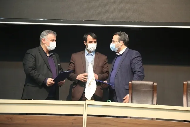 انعقاد تفاهم نامه بین دانشگاه آزاد اسلامی واحد یادگار امام خمینی(ره) و صنایع ملی پترو شیمی ایران