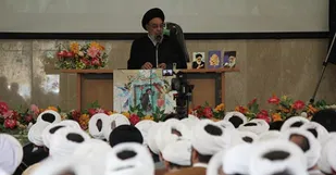 دشمن با مذاکره تغییر نمی&zwnj;کند