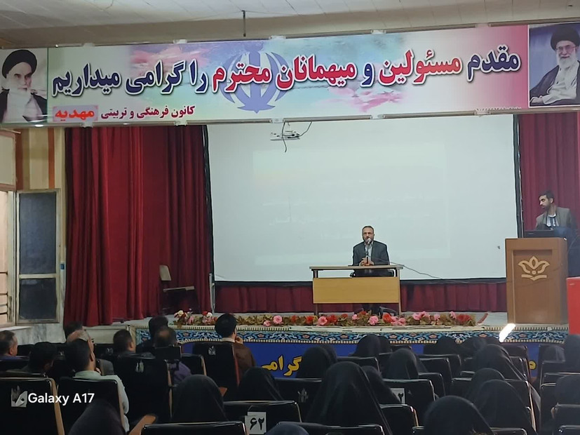 دشمنی غرب با ایران به دلیل قدرت‌یابی ایران و گسترش اسلام حقیقی است