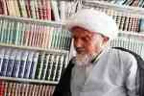 واکنش امام به استعفای آیت‌الله مؤمن از شورای نگهبان
