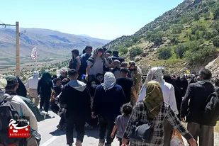 صعود بسیجیان پایگاه شهدای تفحّص همدان به ارتفاعات بازی دراز