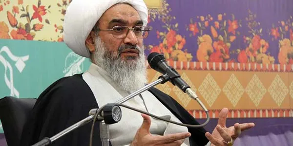 حوزه علمیه ابعاد مختلف پیام رهبری در «گام دوم انقلاب» را اجرایی نماید
