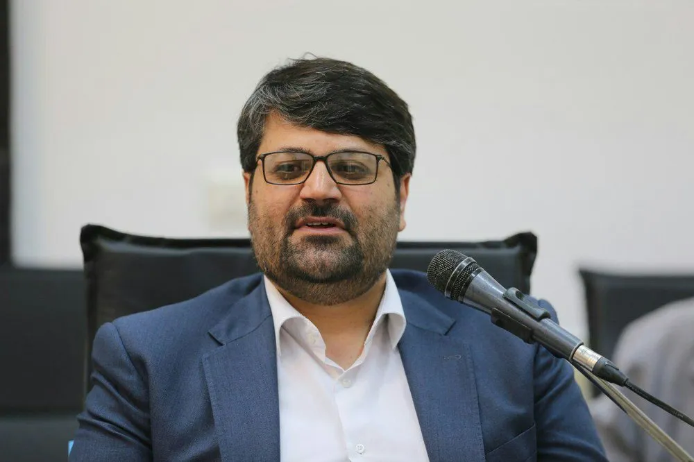 اجاره مجموعه‌های طرف قرارداد اداره ارشاد در قم بخشیده شده است