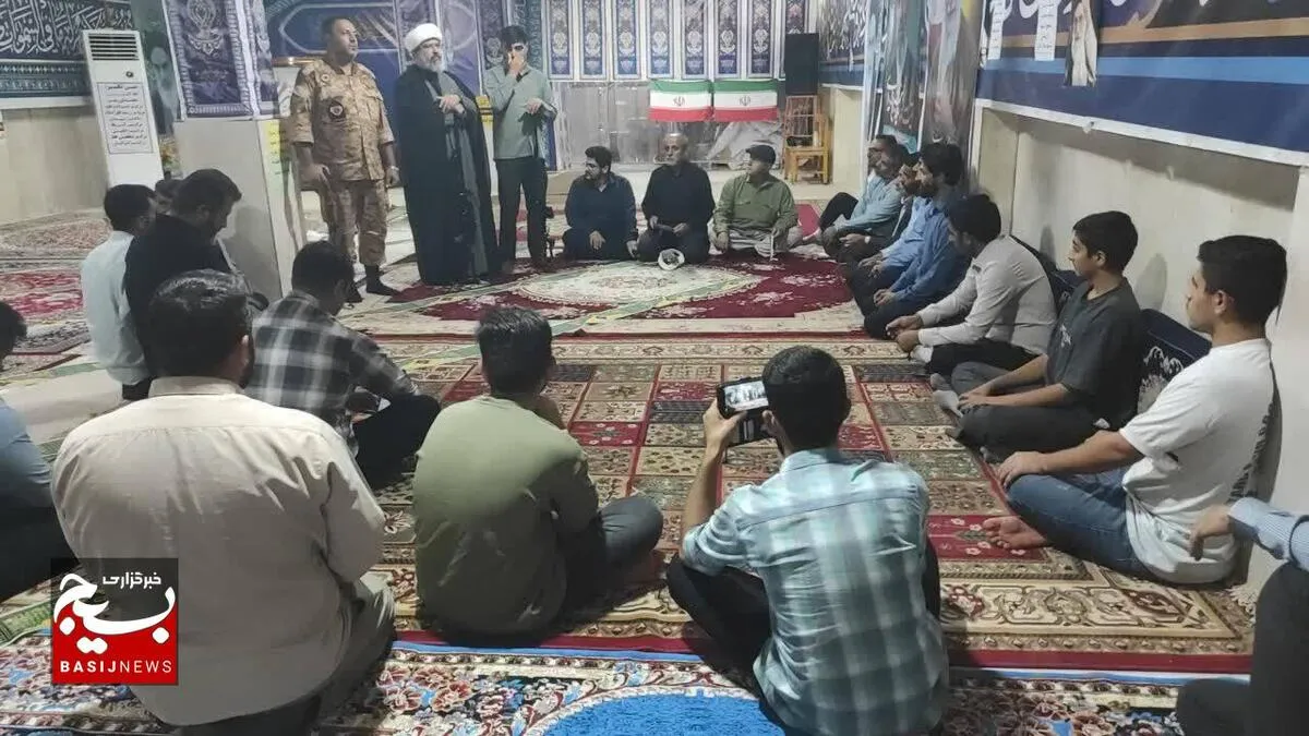 دستان توانمنددر راه حفظ وطن درلالی