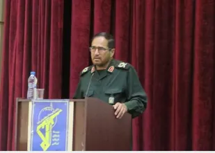 همایش تجلیل از فرماندهان و پیشکسوتان دفاع مقدس  در فیروزکوه برگزار شد
