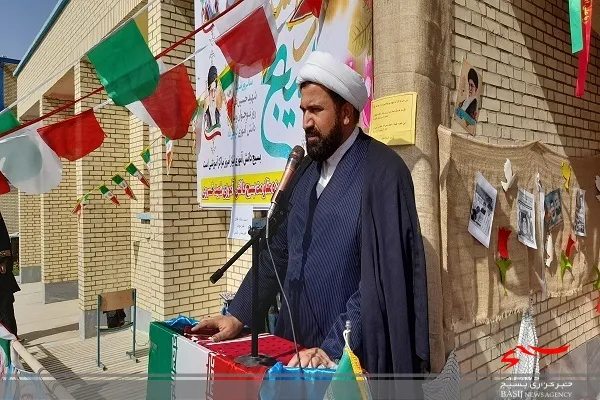 یادواره شهدا دانش آموز در دهستان جهان آباد هیرمند برگزار شد