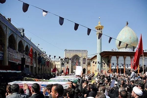 پیکر ۶ شهید در حرم شاهچراغ (ع) آرام گرفت+ اسامی