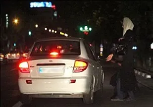 عوامل افزایش زنان خیابانی در سطح شهر