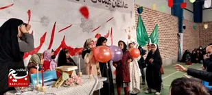 برگزاری مراسم جشن ولادت حضرت فاطمه زهرا(س)روز مادر در سالن  ورزشی سپاه راین