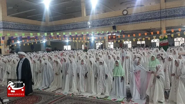 برگزاری جشن تکلیف دختران دانش آموز با عنوان طرح بهاربندگی در   بهارستان