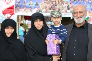 پدر شهید: آمدنم به راهیان نور یک نعمت الهی است  /  مادر شهید: به شهادت پسرم افتخار می کنم / همسرشهید :  هرگز مانع رفتن همسرم به سوریه نشدم