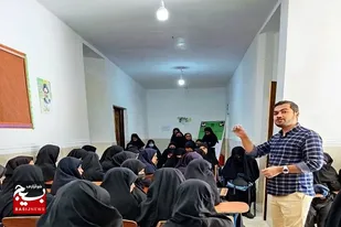 نشست سیاسی در شهرستان هیدوچ شهر سیب و سوران برگزار شد