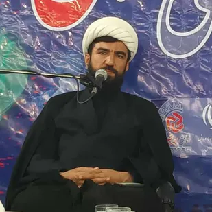 دشمن درصدد است نقاط قوت را کم رنگ و ضعف را به زنان جامعه القا نماید