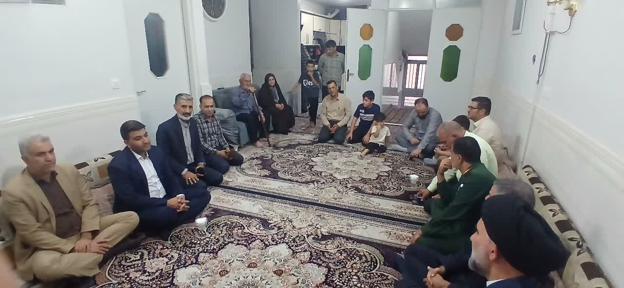 پاسداشت فرهنگ مقاومت؛ عیادت فرمانده سپاه و مسئولان ازنا از یادگاران دفاع مقدس