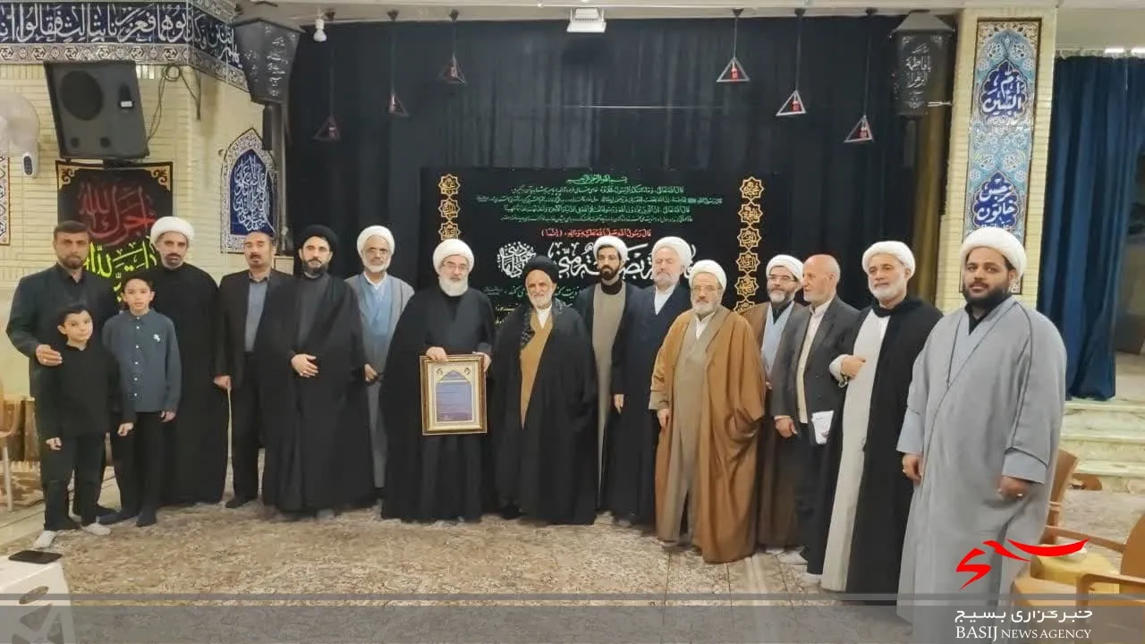 گرامیداشت یاد آیت‌الله تبریزی توسط جمعی از اساتید بسیجی