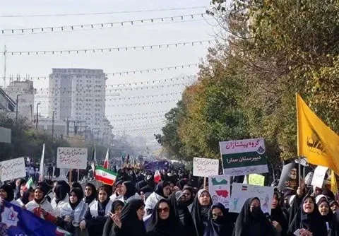 قیام مردم تهران در روز ۱۳ آبان‌ در فضایی آکنده از نفرت از رژیم صهیونیستی برگزار شد + فیلم