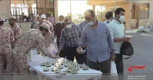 برپایی ایستگاه صلواتی و توزیع آش نذری