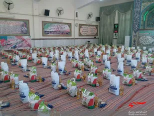 توزیع ۳۸۴ بسته معیشتی بهداشتی در شاندیز