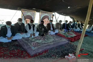 برپایی میزخدمت جهادی اینبار در میان روستاییان وعشایر چادرنشین حومه خاش