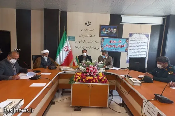 یکی از آفات هر جامعه‌ای افراط و تفریط است/آموزش و پرورش نمونه بارز الگوپذیری در جامعه است