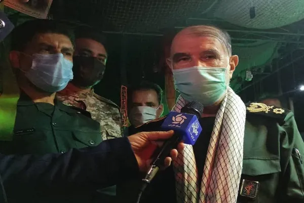 ارسنجانی‌ها مردمی شجاع٬ باتدبیر٬ جوانمرد و قهرمانند که برای دفاع از حریم ولایت سنگ تمام گذاشتند