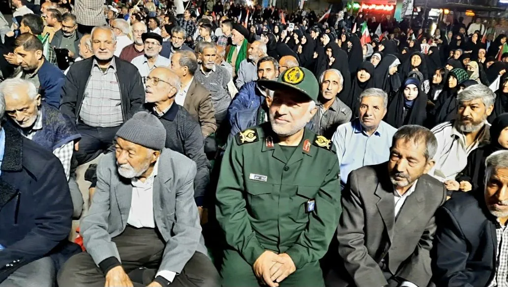 قدردانی ساکنان محله طلاب از حضور فرمانده سپاه امام رضا (ع)