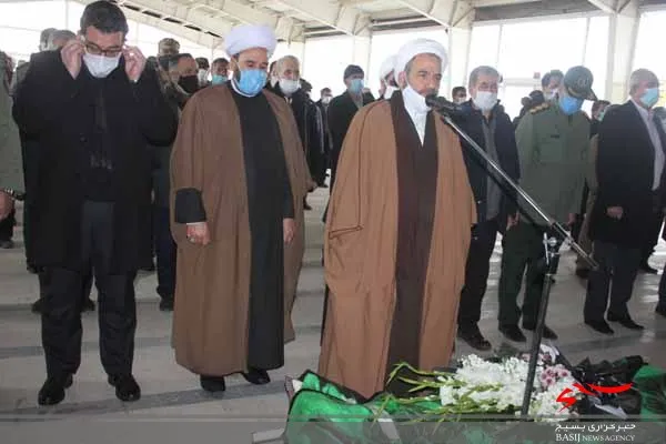 تشییع پیکر مادر شهید ان محمدی درخشی در مراغه
