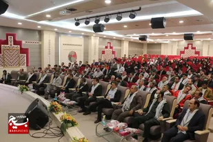 همایش طلایه داران اقتصاد مقاومتی  در زنجان برگزار شد