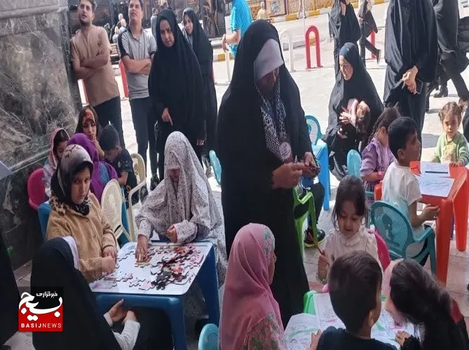 بیش از ۱۲۰ هزار زائر از غرفه‌های «مهرانه» حریم رضوی در مشهد بازدید کردند