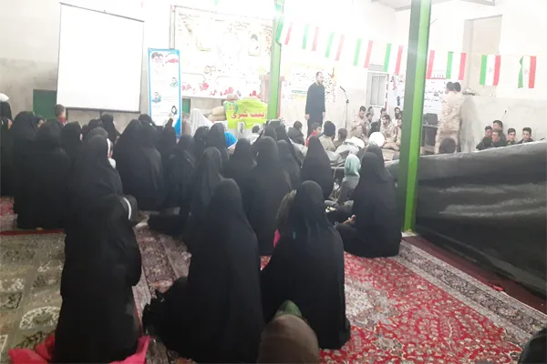 برگزاری مراسم گرامیداشت هفته بسیج در روستای ارجنک خوانسار + تصاویر