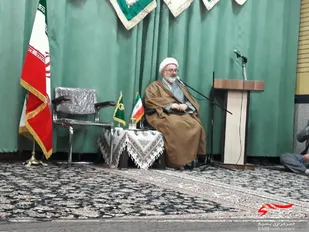 حمایت از نظام با حضور در صحنه دشمن را مایوس و مردم را امیدوار می کند