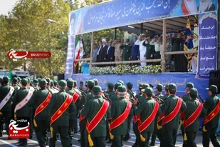 فیلم/ رژه اقتدار نيروهاي مسلح و گردان های بسیج و مردم پایه استان مازندران