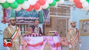 آموزش و پرورش در دفاع مقدس ۳۶ هزار دانش آموز، معلم و مربی فرهنگی تقدیم کرده است