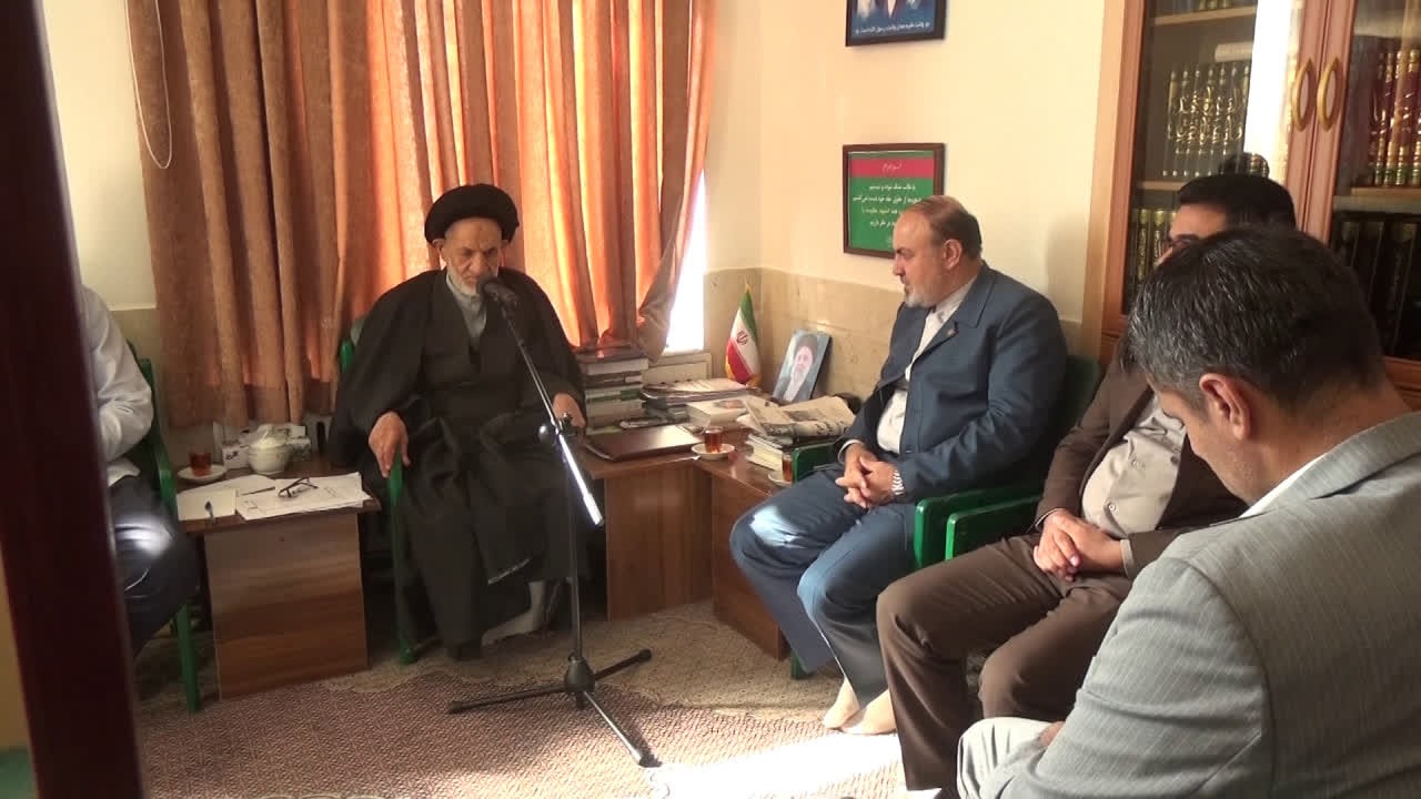 دشمن در ایجاد شکاف میان مردم و مسئولان ناکام ماند دشمن در ایجاد شکاف میان مردم و مسئولان ناکام ماند