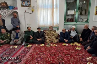 دیدار امیر پوردستان با خانواده شهید &laquo;محمدحسین امینی&raquo;