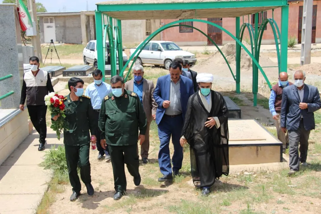 تجلیل از خانواده شهدا و آبرسانی به گلزار شهدای روستای گنجه ای بزرگ