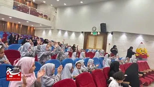 جشن شکوفه&zwnj;های دبستان شهدای نیروگاه مشهد در سال تحصیلی جدید+عکس