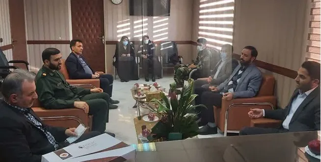 دیدار مدیر آموزش و پرورش شهرستان قدس با فرمانده ناحیه مقاومت بسیج حضرت مهدی موعود(عج)
