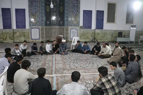 اردوی زیارتی طلاب حوزه علمیه آیت‌الله بهاری (ره) در شهر مقدس قم