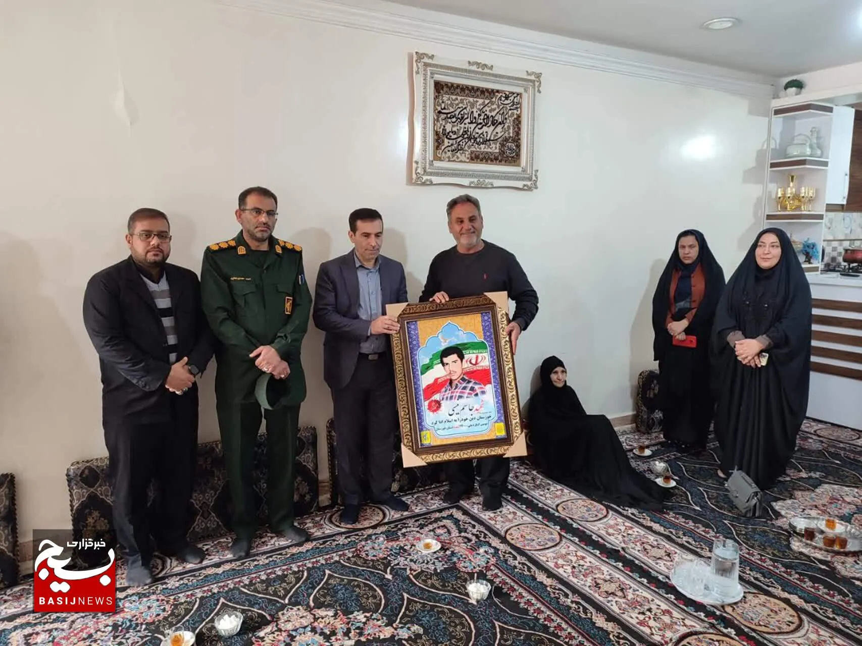 دیدار با خانواده شهید دفاع مقدس در شهرستان کارون